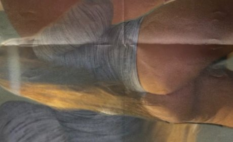 Naakte gelekte OnlyFans-foto van Missleaveastain