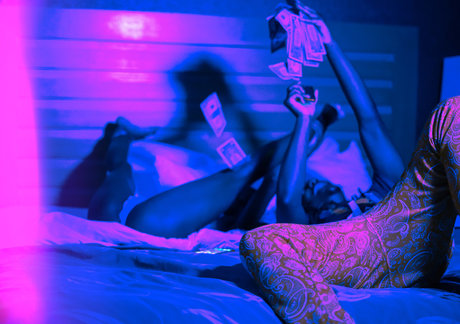 Naakte gelekte OnlyFans-foto van Big Wavy