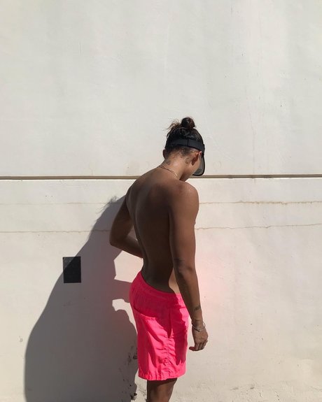 Naakte gelekte OnlyFans-foto van Dylan