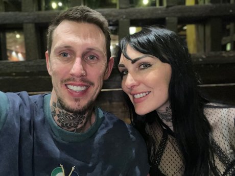 Naakte gelekte OnlyFans-foto van Onlyebikes