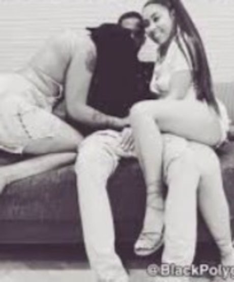 Naakte gelekte OnlyFans-foto van Freaky Flicks