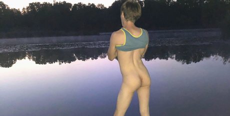 Naakte gelekte OnlyFans-foto van Shane