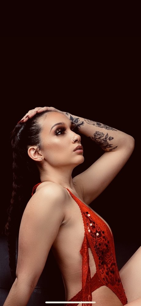 Naakte gelekte OnlyFans-foto van Pamaria