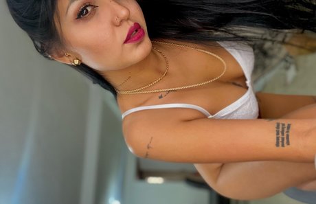 Naakte gelekte OnlyFans-foto van Lapalomanegra