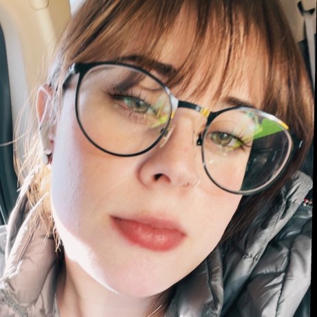 Naakte gelekte OnlyFans-foto van Pepper Jefferson