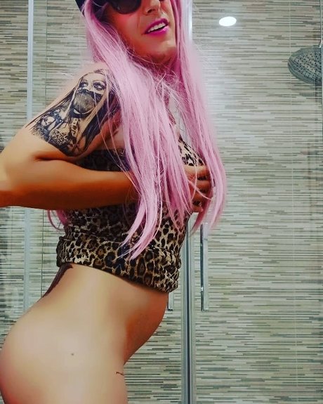 Penelope Crossdesser