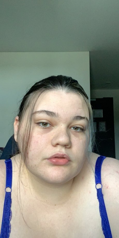 Naakte gelekte OnlyFans-foto van Shay Mar