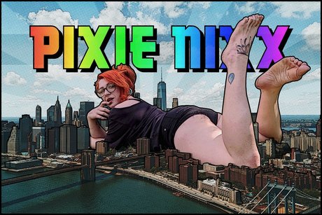 Naakte gelekte OnlyFans-foto van Pixie Nixx