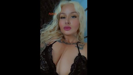Naakte gelekte OnlyFans-foto van Lexi