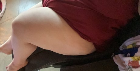 Naakte gelekte OnlyFans-foto van Bbwqueeeen