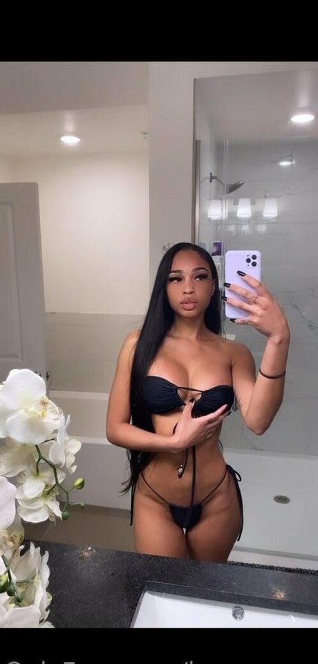 Naakte gelekte OnlyFans-foto van Bremaeee