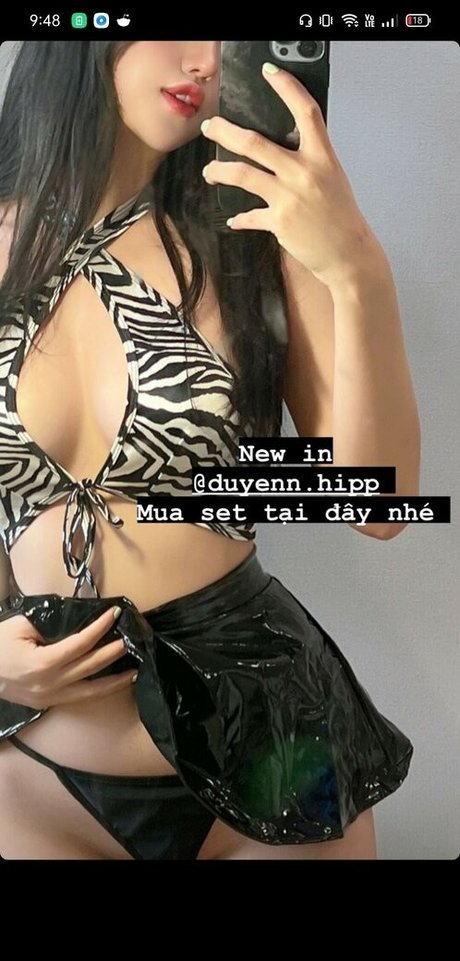 Naakte gelekte OnlyFans-foto van Duyenn Hipp