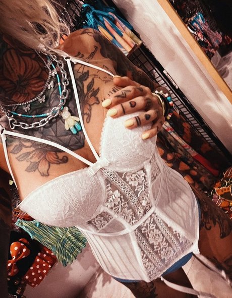 Naakte gelekte OnlyFans-foto van Bantikboy