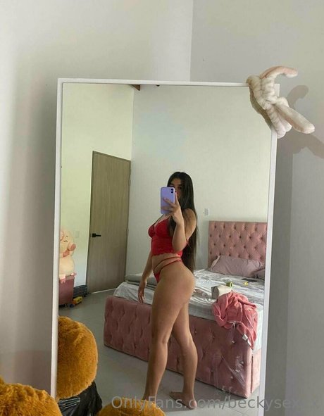 Naakte gelekte OnlyFans-foto van Beckysexxx