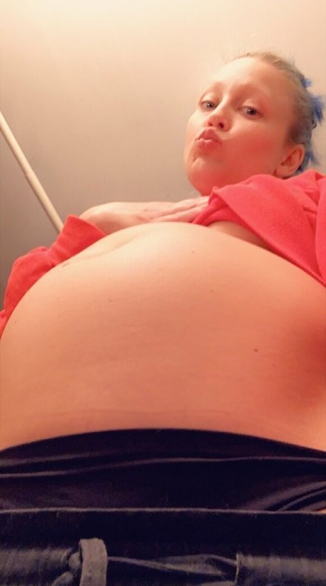 Naakte gelekte OnlyFans-foto van Misscherryfit