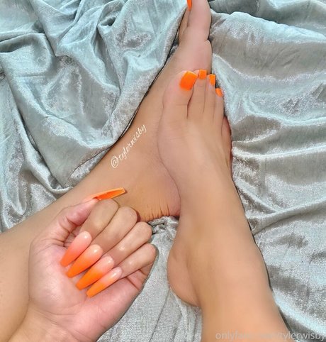 Naakte gelekte OnlyFans-foto van Tylerwisby