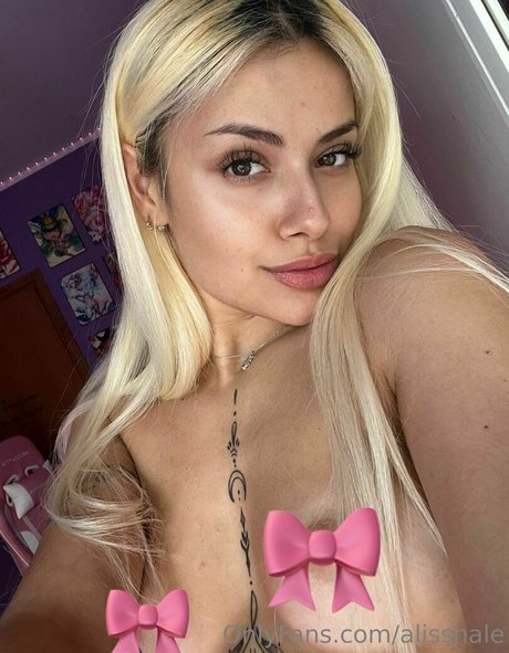 Naakte gelekte OnlyFans-foto van Alisshale