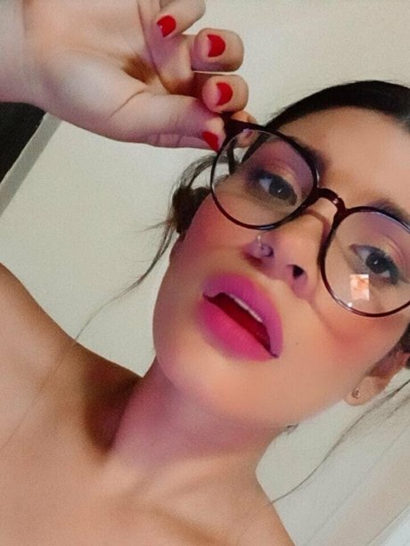 Naakte gelekte OnlyFans-foto van Sweetlatina28