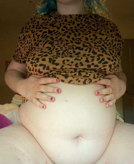 Curvybecky
