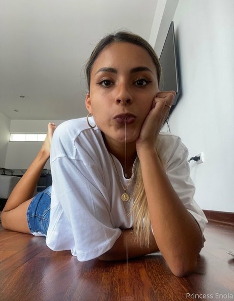 Naakte gelekte OnlyFans-foto van Princessenola