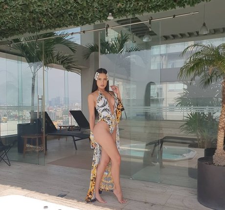 Naakte gelekte OnlyFans-foto van Mariell Andreina Rodriguez