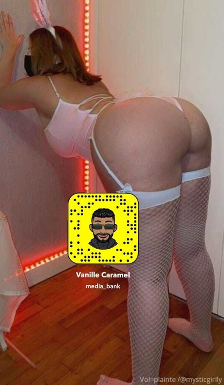 Naakte gelekte OnlyFans-foto van Onesarahhh