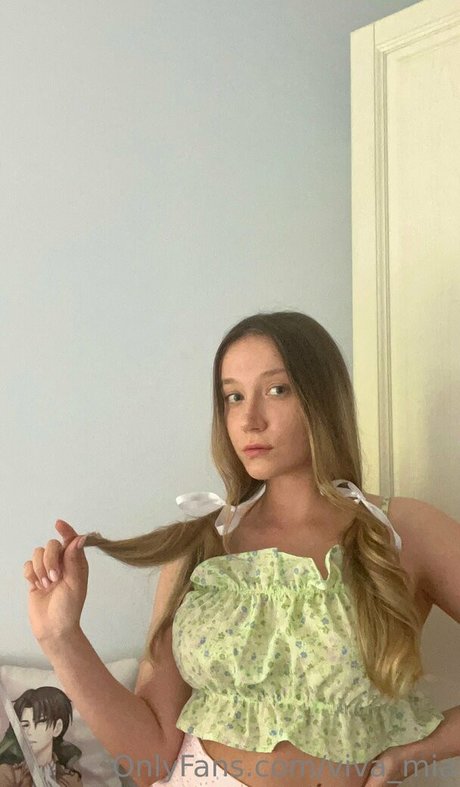 Naakte gelekte OnlyFans-foto van Lillylil