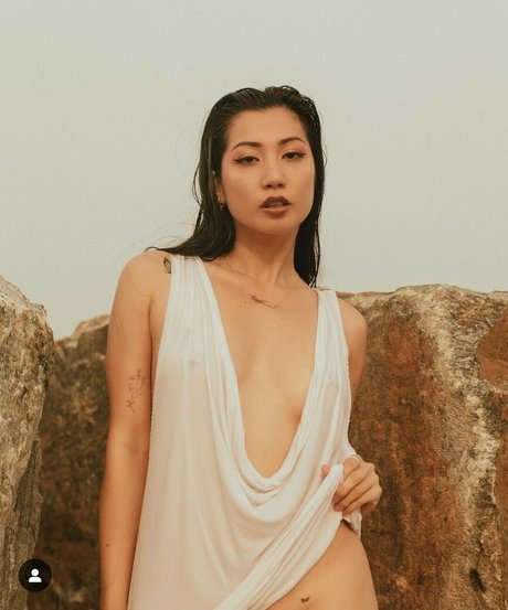 Naakte gelekte OnlyFans-foto van Yourleos