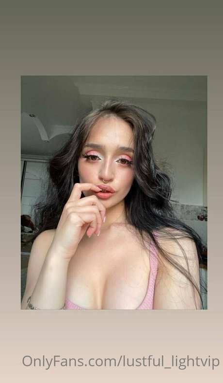 Lustful_lightvip