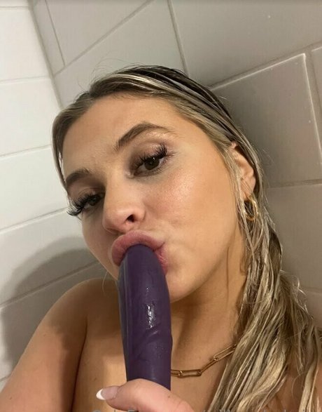 Naakte gelekte OnlyFans-foto van Willowclarkvip