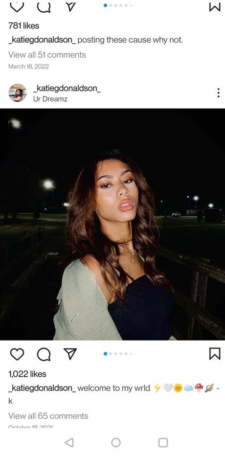 Naakte gelekte OnlyFans-foto van Katieswrd