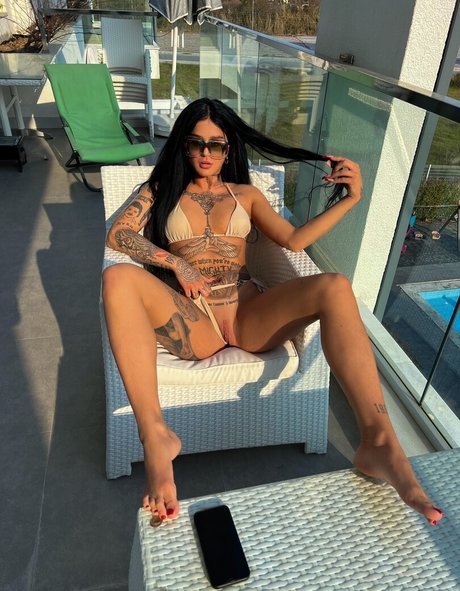 Naakte gelekte OnlyFans-foto van Amy Jacobsen