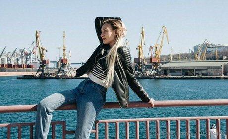 Naakte gelekte OnlyFans-foto van Mashamurmur