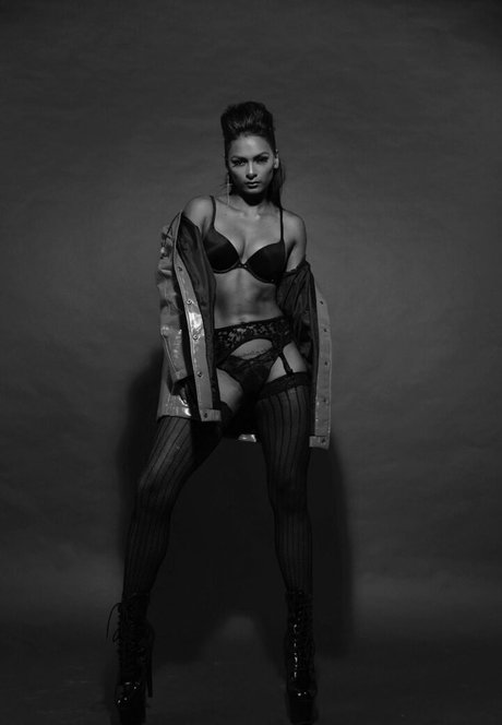 Naakte gelekte OnlyFans-foto van Kinglexa