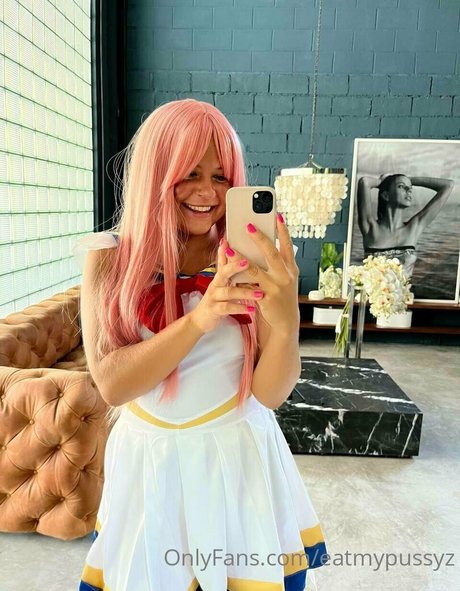 Naakte gelekte OnlyFans-foto van Lovelyrachel2000