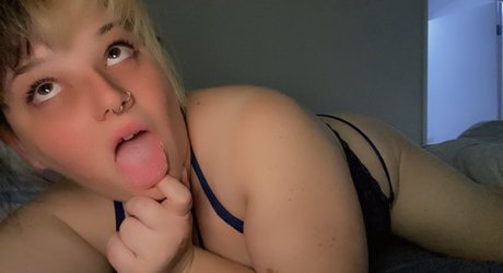 Naakte gelekte OnlyFans-foto van Clio