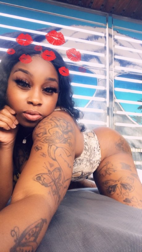 Naakte gelekte OnlyFans-foto van Cowayornoway