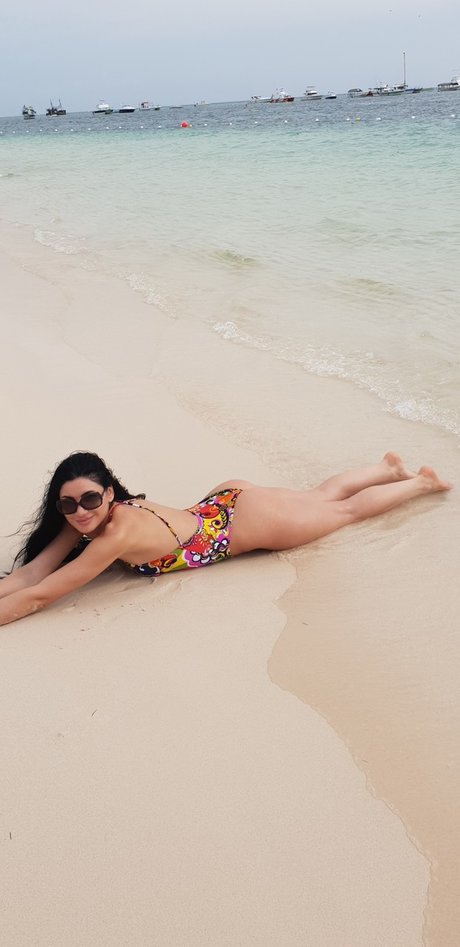 Naakte gelekte OnlyFans-foto van Diana