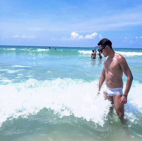 Naakte gelekte OnlyFans-foto van Puto Dotado Xxl