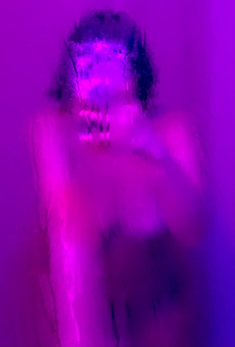 Naakte gelekte OnlyFans-foto van Edible555