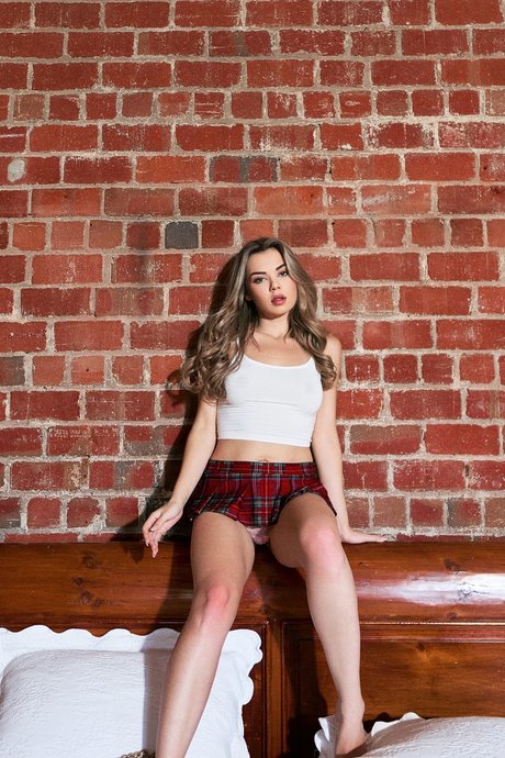 Naakte gelekte OnlyFans-foto van Drew C Free
