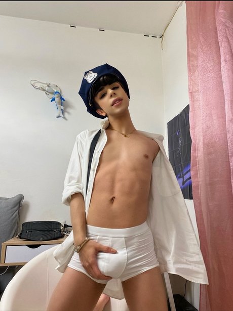Naakte gelekte OnlyFans-foto van Mauro