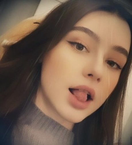 Naakte gelekte OnlyFans-foto van Dailana Loma
