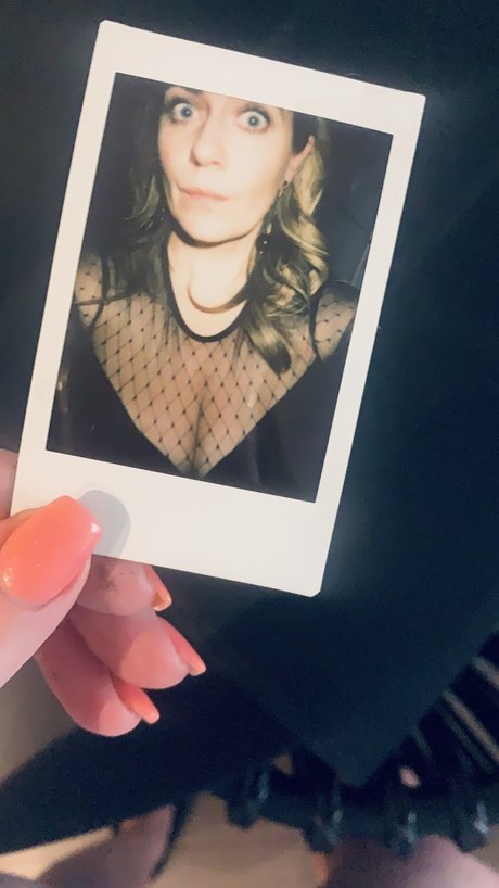 Naakte gelekte OnlyFans-foto van Sadie