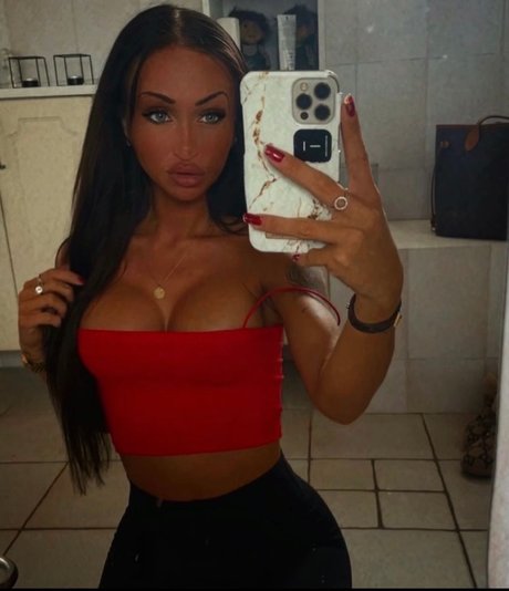 Naakte gelekte OnlyFans-foto van Sabrinacelinakruse