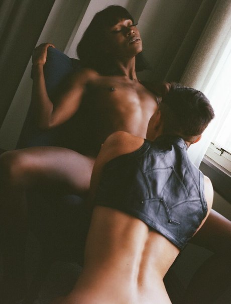 Naakte gelekte OnlyFans-foto van Vanniall