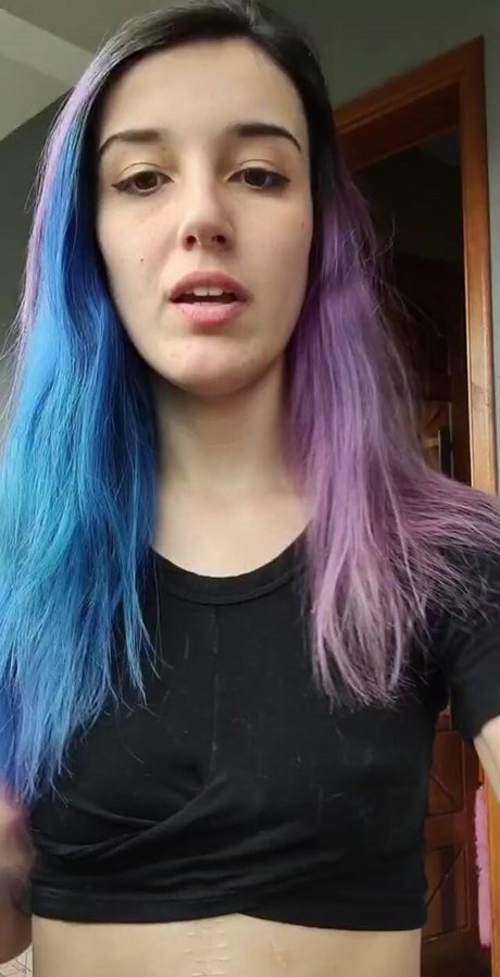 Naakte gelekte OnlyFans-foto van Teteia
