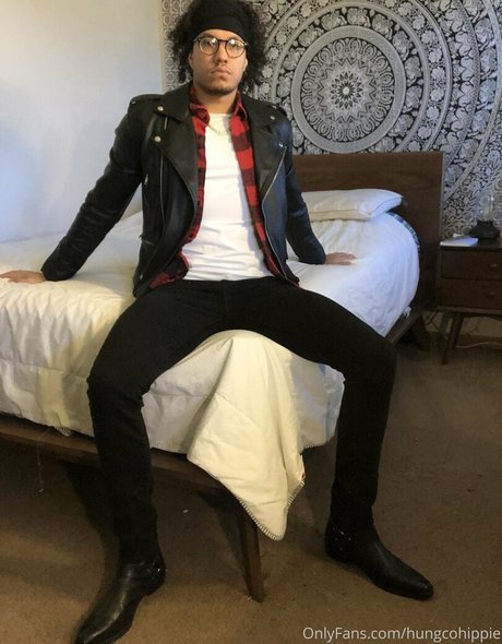Naakte gelekte OnlyFans-foto van Hunghedonist420