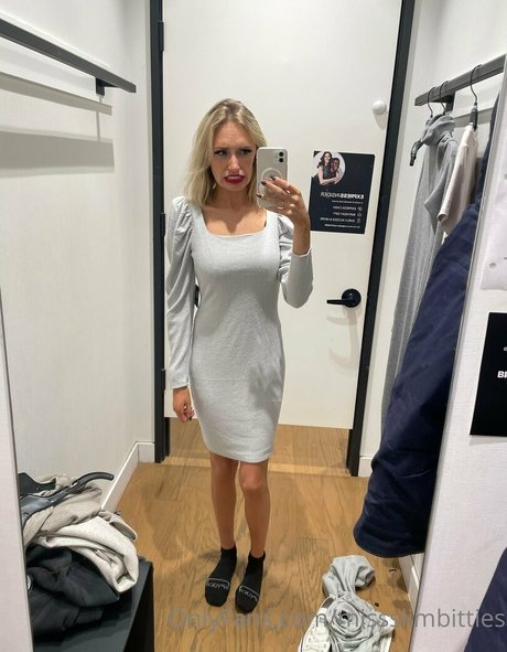Naakte gelekte OnlyFans-foto van Maddymeadows