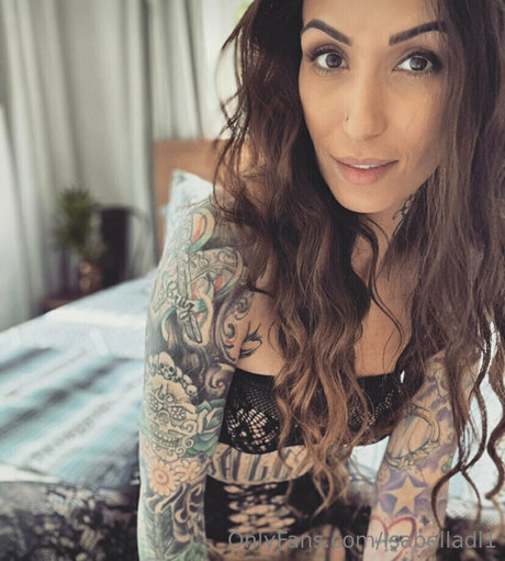 Naakte gelekte OnlyFans-foto van Isabelladl1